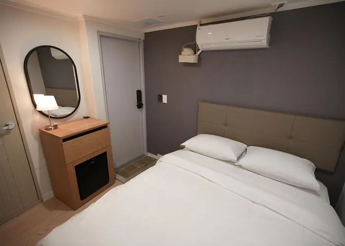 About Dongdaemun Hotel